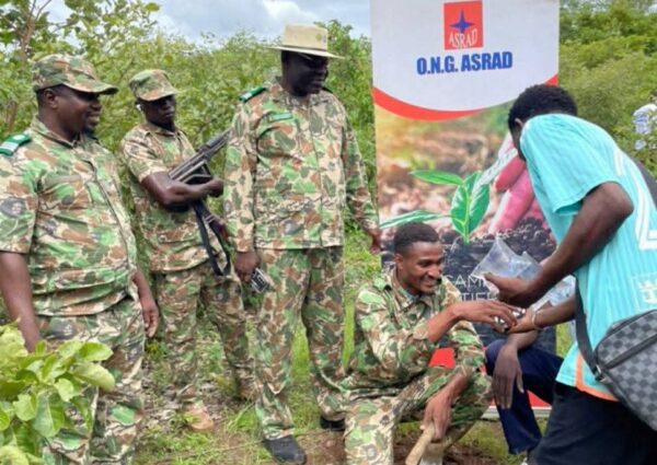 19 em.Camp Chantier de reboisement à Kita